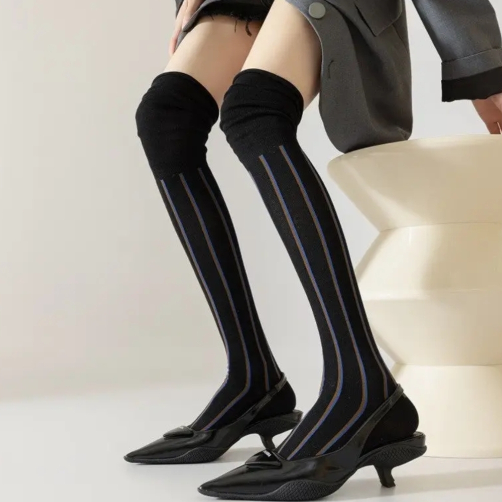 NWT Ultra High Knee Socks In Black